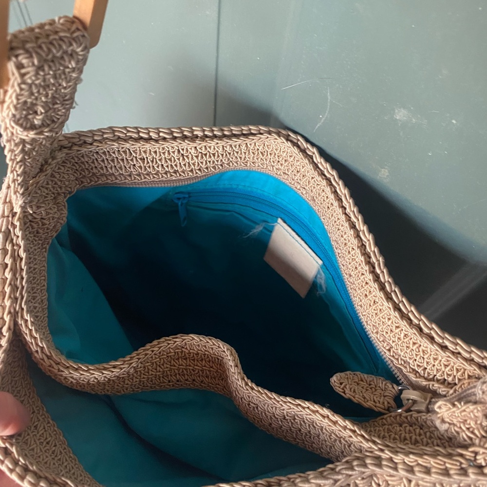 Liz Claiborne knitted Bag - Picture 6 of 10